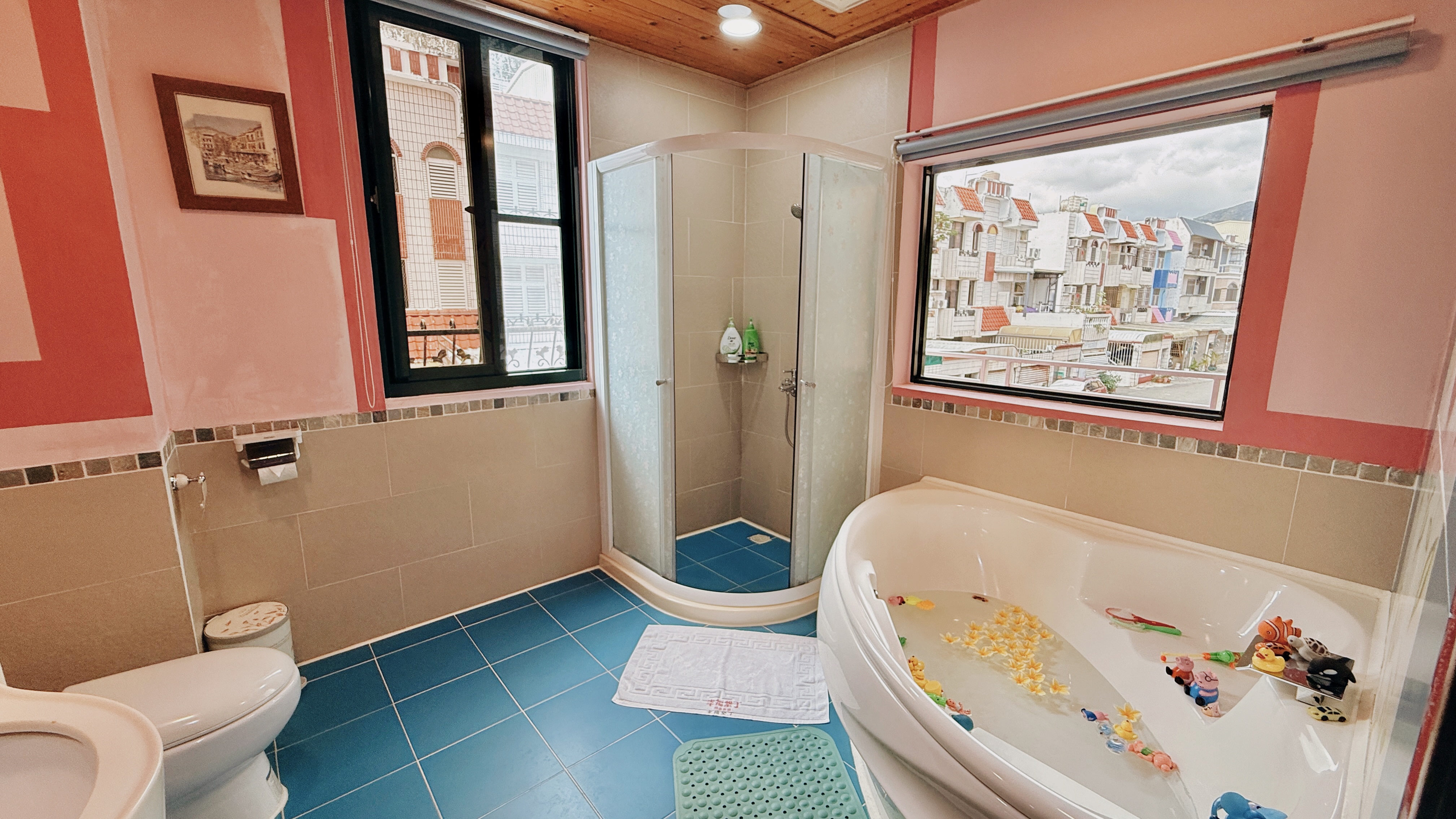 Quad Room · 2F (2B) 2